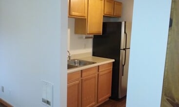 707 Grant St, Unit 1 in Ketchikan, AK - Foto de edificio - Building Photo