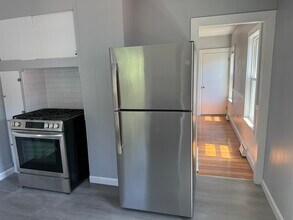 410-412 Court St-Unit -410 in Plymouth, MA - Building Photo - Building Photo