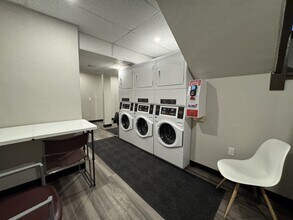 8 Langmaid Ave in Somerville, MA - Building Photo - Building Photo