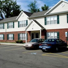 Big Bend Apartments in Kalamazoo, MI - Foto de edificio - Building Photo