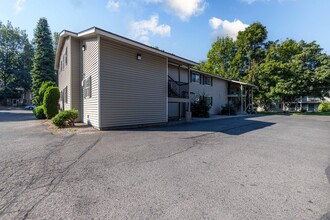 2707 E 32nd Ave in Spokane, WA - Building Photo - Building Photo