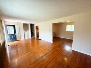 5640 E 18th St in Indianapolis, IN - Building Photo - Building Photo