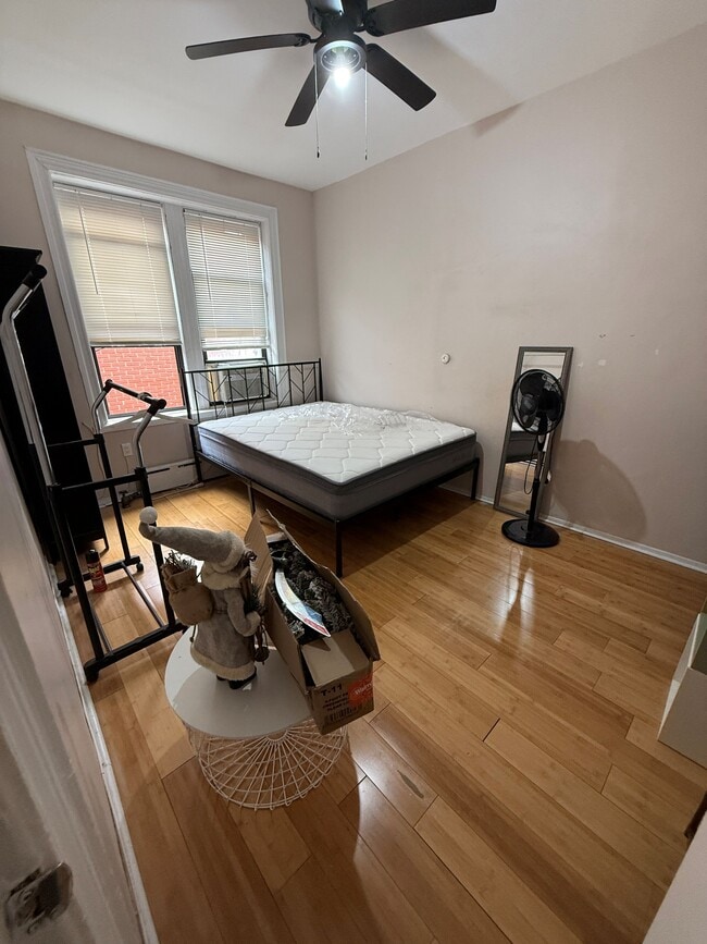 916 Kings Hwy, Unit 1 Bed in Brooklyn, NY - Building Photo - Building Photo