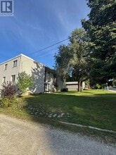 8 Cherry St in Halton Hills, ON - Building Photo - Building Photo