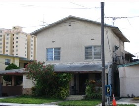 1334 NW 3rd St in Miami, FL - Building Photo - Building Photo