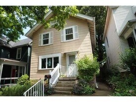 170 E Patterson Ave in Columbus, OH - Building Photo