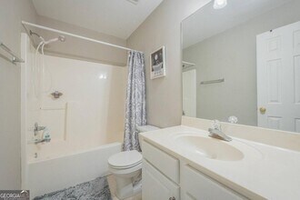 320 Logmont Trace in Athens, GA - Building Photo - Building Photo