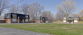 Garden Drive Duplexes Apartments