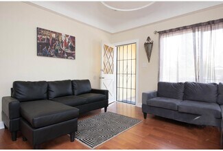 1203 Gordon St, Unit 1205 in Los Angeles, CA - Building Photo - Building Photo