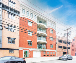 321 Adams St in Hoboken, NJ - Building Photo