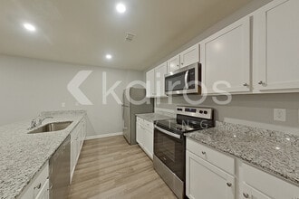 354 Ironwood Ct in Macon, GA - Building Photo - Building Photo