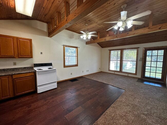 property at 1453 Chapparal Rd