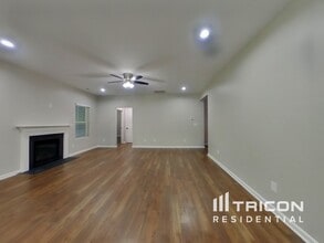 7662 Tanglewood Wy in Denver, NC - Foto de edificio - Building Photo