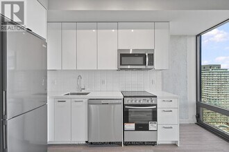 284 King St E in Toronto, ON - Building Photo - Building Photo