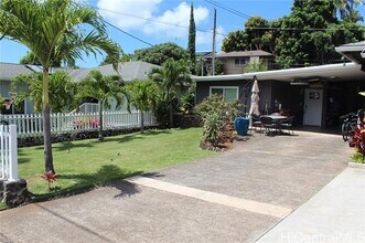 44-137-137 Kalenakai Pl in Kaneohe, HI - Building Photo - Building Photo