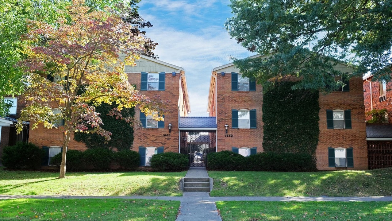 Greentree Apartments - Longbranch Building in Huntington, WV - Foto de edificio