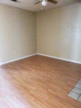 210 Sorrell Dr, Unit A in Copperas Cove, TX - Building Photo - Building Photo