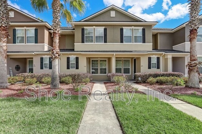property at 4220 Plantation Oaks Blvd