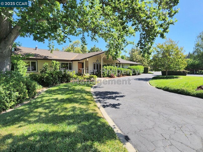 property at 171 Via Bonita