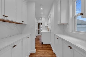 116-118 White St in Belmont, MA - Foto de edificio - Building Photo