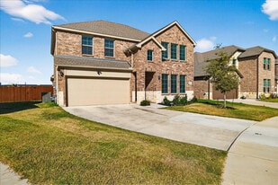8129 Trudy Ln in Fort Worth, TX - Building Photo