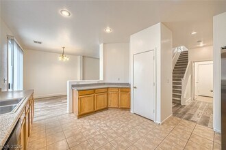 3954 Vista Gold Ct in Las Vegas, NV - Building Photo - Building Photo