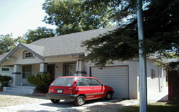 708 N Church St in Lodi, CA - Building Photo