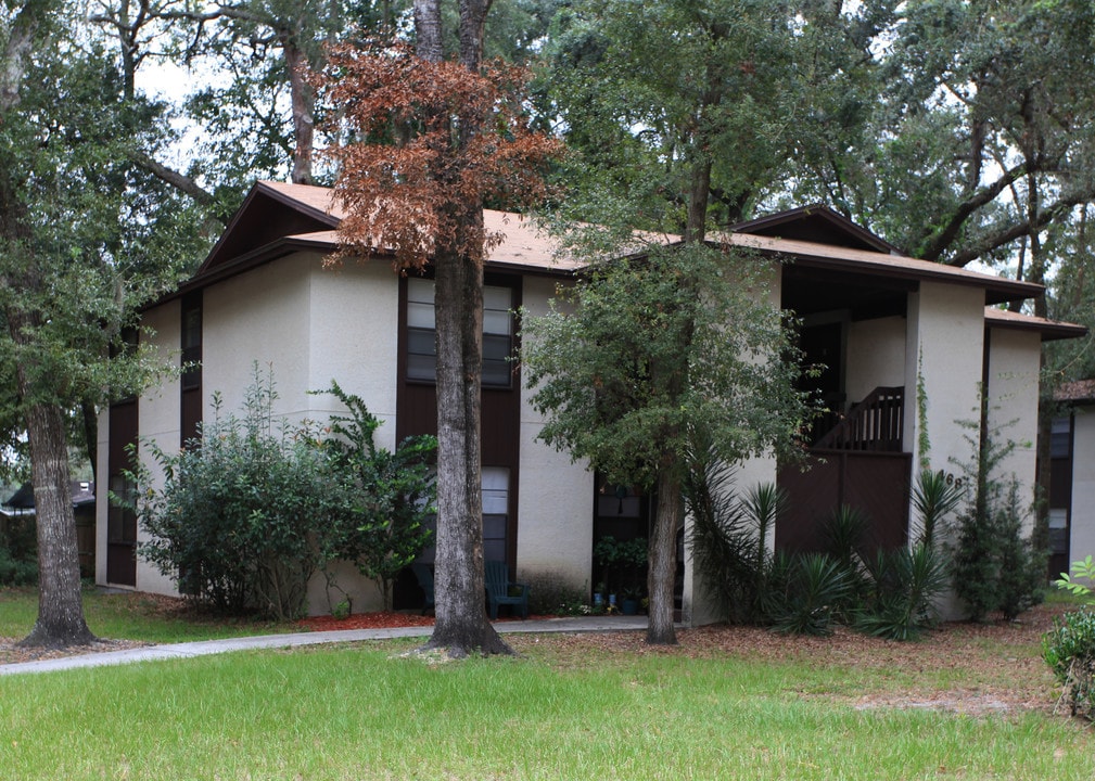 468 Lombard St in Orange Park, FL - Building Photo