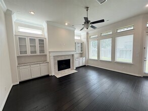 13216 Green Hills Dr in Houston, TX - Building Photo - Building Photo