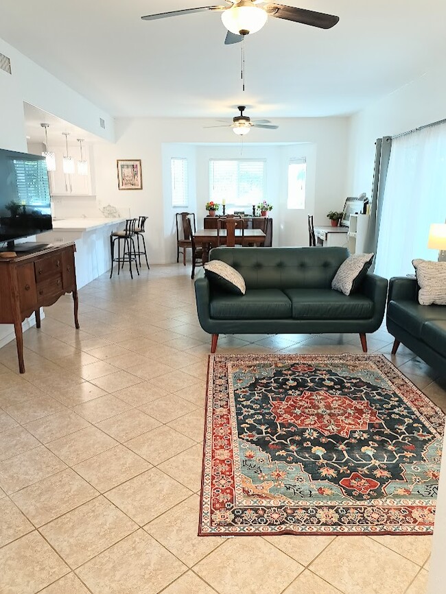 property at 1620 1/4 York Dr