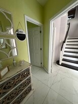 15033 SW 8th Ter in Miami, FL - Building Photo