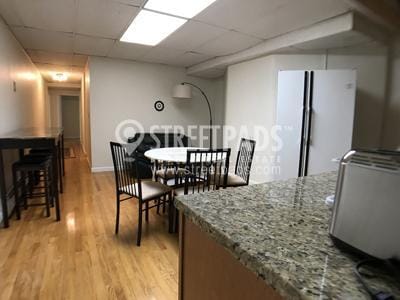 43 Bay State Rd in Boston, MA - Building Photo - Building Photo