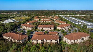 12950 Positano Cir in Naples, FL - Building Photo - Building Photo