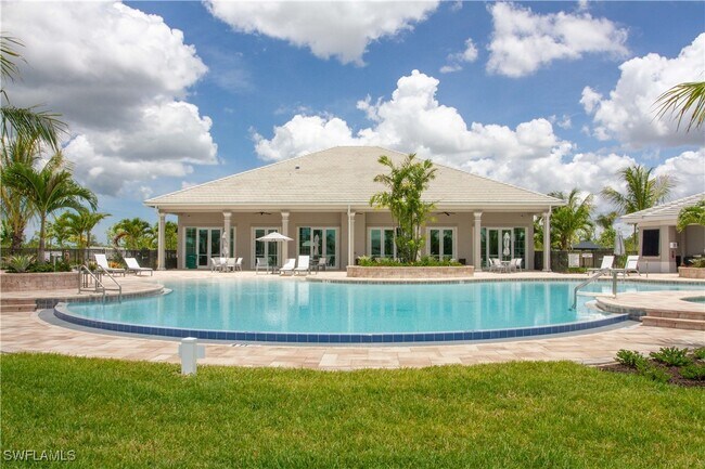 property at 208 Indies Dr E