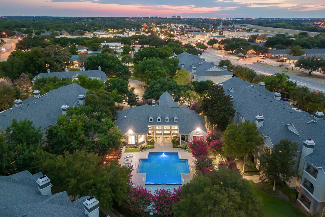 Marquis at Stonegate in Fort Worth, TX - Building Photo