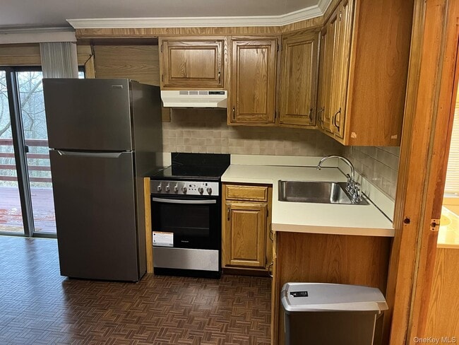 85 Paulding Dr in Chappaqua, NY - Building Photo - Building Photo