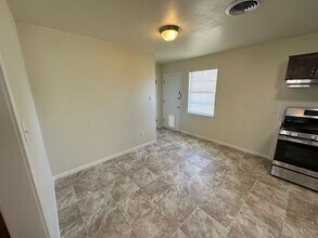 511 Louise St in Copperas Cove, TX - Building Photo - Building Photo