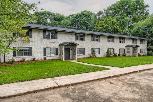 Room in Apartment on Cleveland St