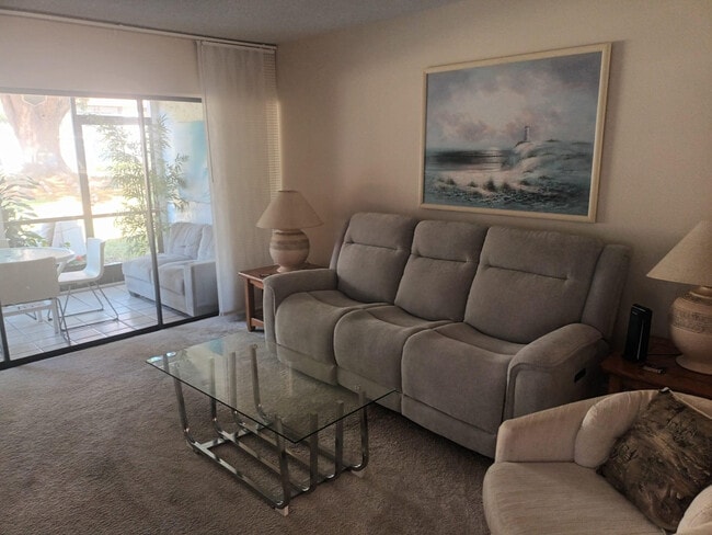 2265 SW 15th St in Deerfield Beach, FL - Building Photo - Building Photo