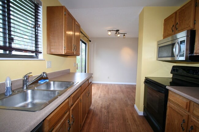 1845 Westmoreland Rd in Colorado Springs, CO - Building Photo - Building Photo