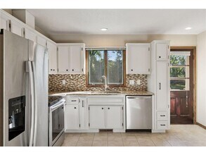7207 Heatherton Cir in Minneapolis, MN - Building Photo - Building Photo