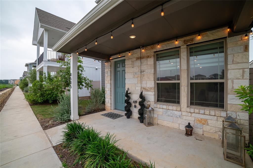 8505 Leroi Dr in Austin, TX - Building Photo