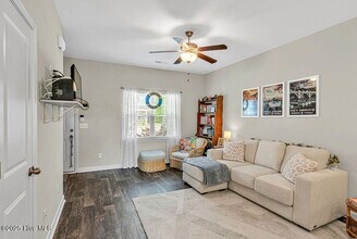 1 Jaydn Dr W in Jacksonville, NC - Building Photo - Building Photo