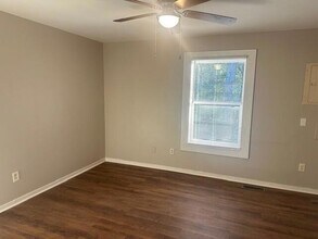 257 SE Bell St in Cleveland, TN - Building Photo - Building Photo