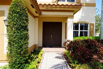 9701 Blue Isle Bay in Parkland, FL - Building Photo - Building Photo