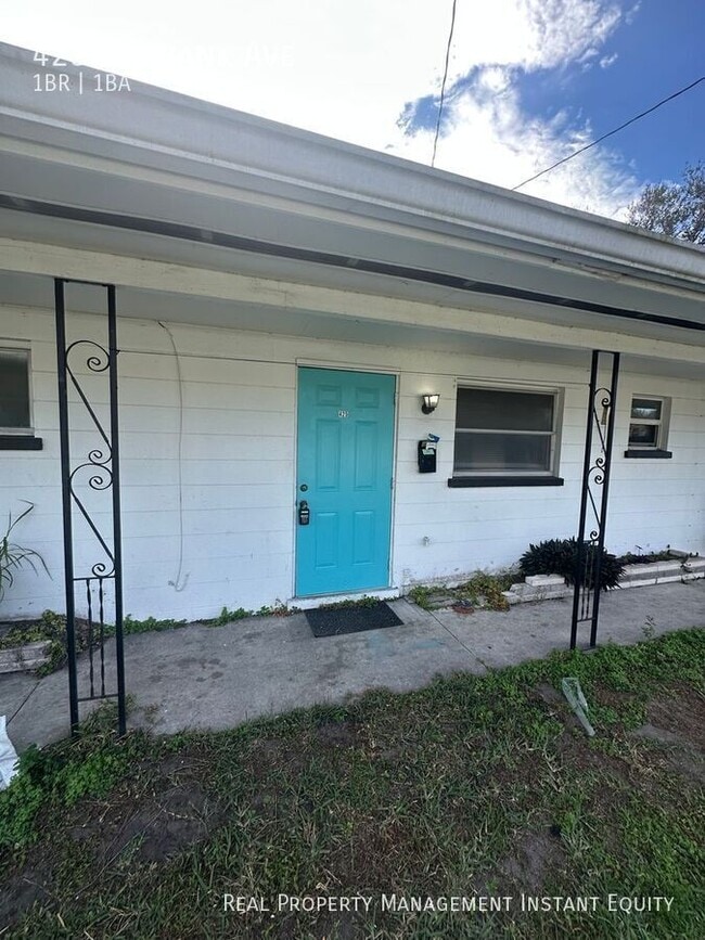 425 Burbank Ave in Lakeland, FL - Building Photo - Building Photo