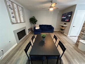 5045 Spencer St in Las Vegas, NV - Building Photo - Building Photo