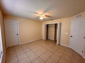 1257 SE 8th Terrace in Cape Coral, FL - Building Photo - Building Photo