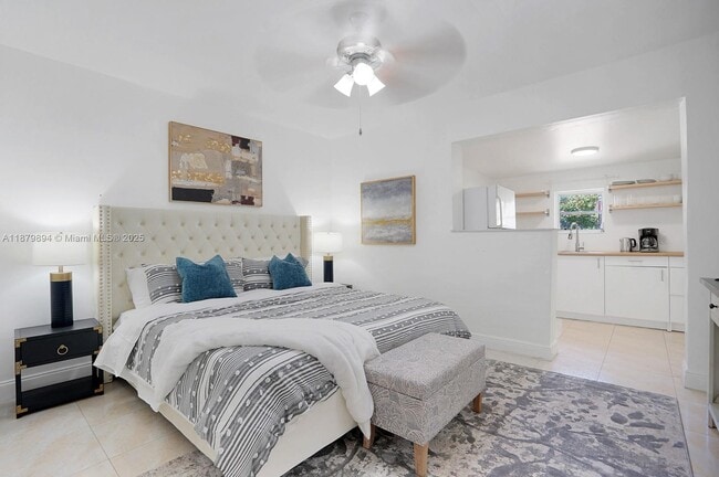 property at 975 SW 10th St