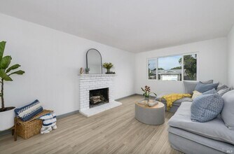 200 Saint Olaf Way in Vallejo, CA - Building Photo - Building Photo